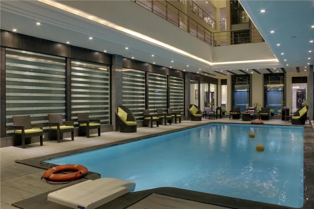 Hotel Suba Grand Dahej Exterior photo